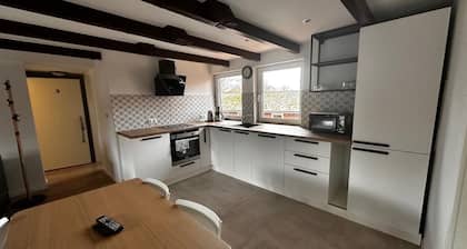 UP AND JUSTYNA 4 (2 ROOMS)