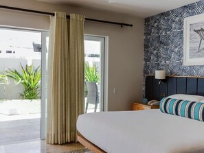 3 chambres, fer et planche à repasser, Wi-Fi, draps fournis
