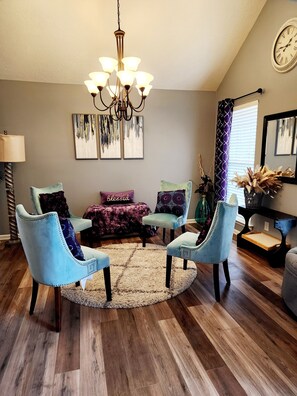 Interior - Masters Retreat w/ pool and fitness room (Augusta)