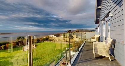 Waters Edge - Three Bedroom Cottage, Sleeps 6