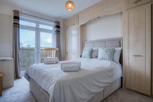 Little Glen - 3 Bedroom Holiday Home - Tenby