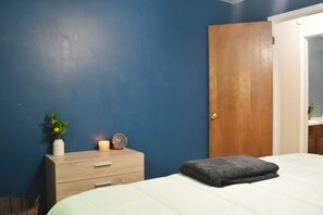 2 dormitorios, tabla de planchar con plancha, wifi y ropa de cama