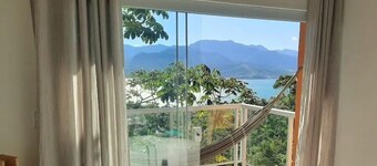 Yumi Chalés Ilhabela