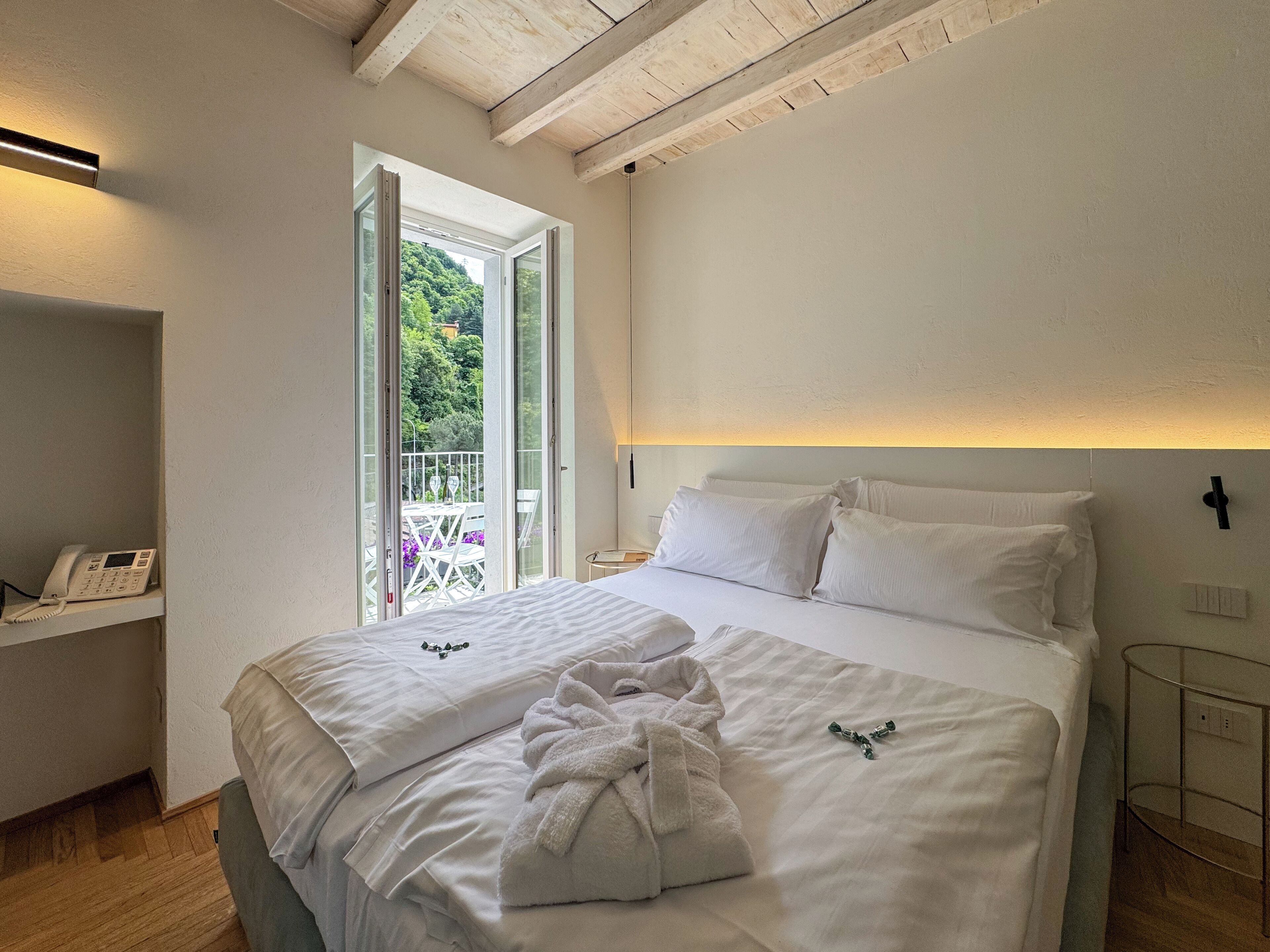 Superior-Doppel- oder -Zweibettzimmer, Balkon, eingeschränkter Seeblick