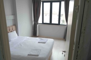 1 bedroom, WiFi, bed sheets