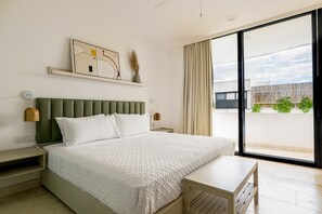 3 bedrooms, iron/ironing board, Internet, bed sheets - Luxury apartment with Wi-Fi, rooftop pool, private balcony & premium amenities (Tulum)