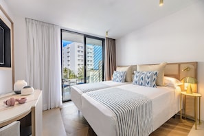 Twin Room | 1 bedroom, in-room safe, iron/ironing board, free WiFi