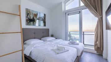 House | 4 bedrooms, bed sheets