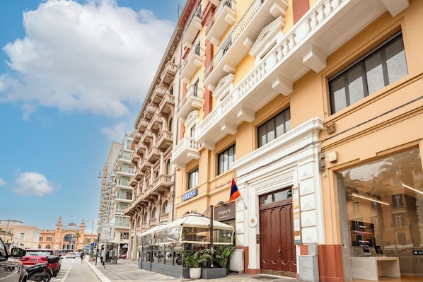 Property entrance - High-End Apartment in Bari Center (Bari)