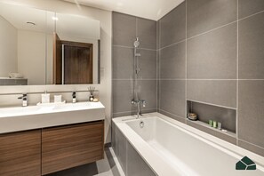 Haartrockner, Handtücher