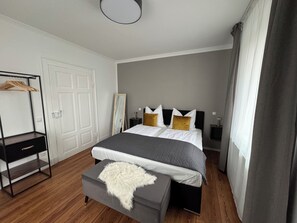 3 Schlafzimmer, Bügeleisen/Bügelbrett, kostenloses WLAN, Bettwäsche