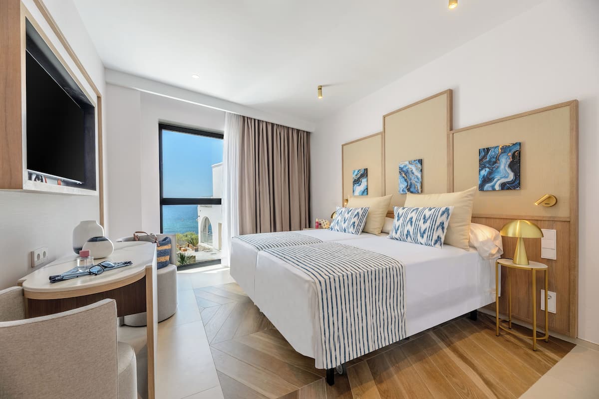Twin Room, Partial Sea View | In-room safe, free WiFi