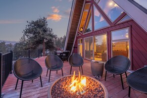 Terrace/patio - Brand New! A-Frame, Hot Tub, Game Room, Cozy Cabin (Cripple Creek)