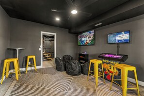 Game room - Brand New! A-Frame, Hot Tub, Game Room, Cozy Cabin (Cripple Creek)