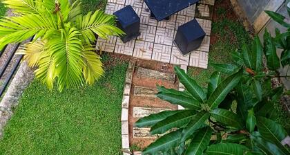 Adya Residence Hikkaduwa with AC, Fiber OpticWiFi