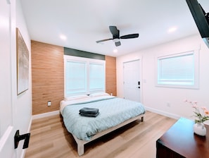 4 habitaciones, tabla de planchar con plancha y wifi gratis