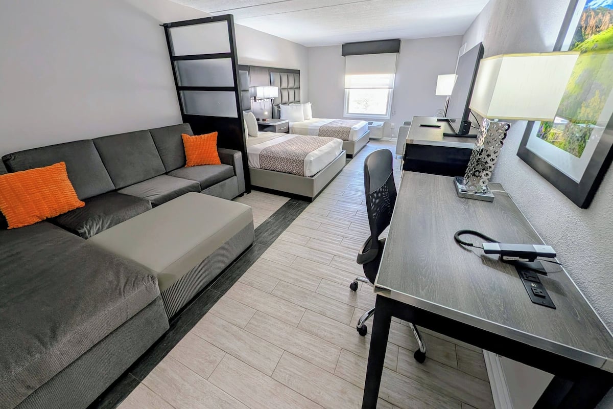 In-room safe, desk, laptop workspace, blackout drapes