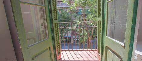 3 bedrooms, iron/ironing board, free WiFi