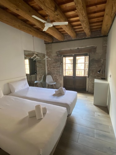 Classic Palau Apartments