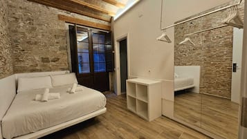 Basic-Apartment | Bügeleisen/Bügelbrett, kostenloses WLAN