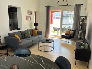 TV, books - Casa Lulu - Mar Menor Golf Resort (MC)