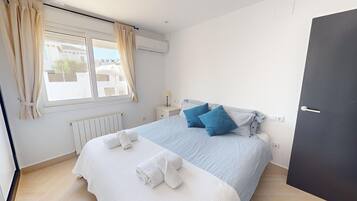 2 habitaciones, tabla de planchar con plancha y wifi gratis