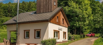 Cottage under the forest on the Trutnov Trails