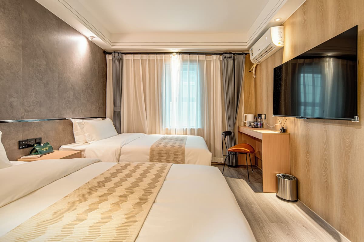 Economy Twin Room
