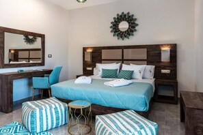 3 chambres, fer et planche à repasser, Wi-Fi, draps fournis