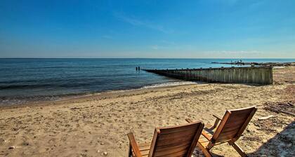 Inviting 3BR Beachfront Cottage in Hawk's Nest â Summer Escape Awaits!