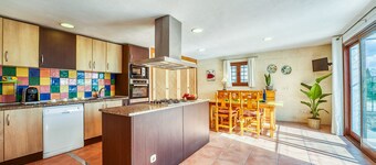 Finca Ca Na Venta with pool