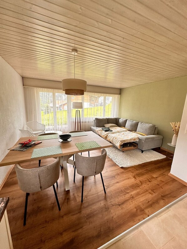 Interior - Beautiful mountain apartment next to Interlaken (Habkern)