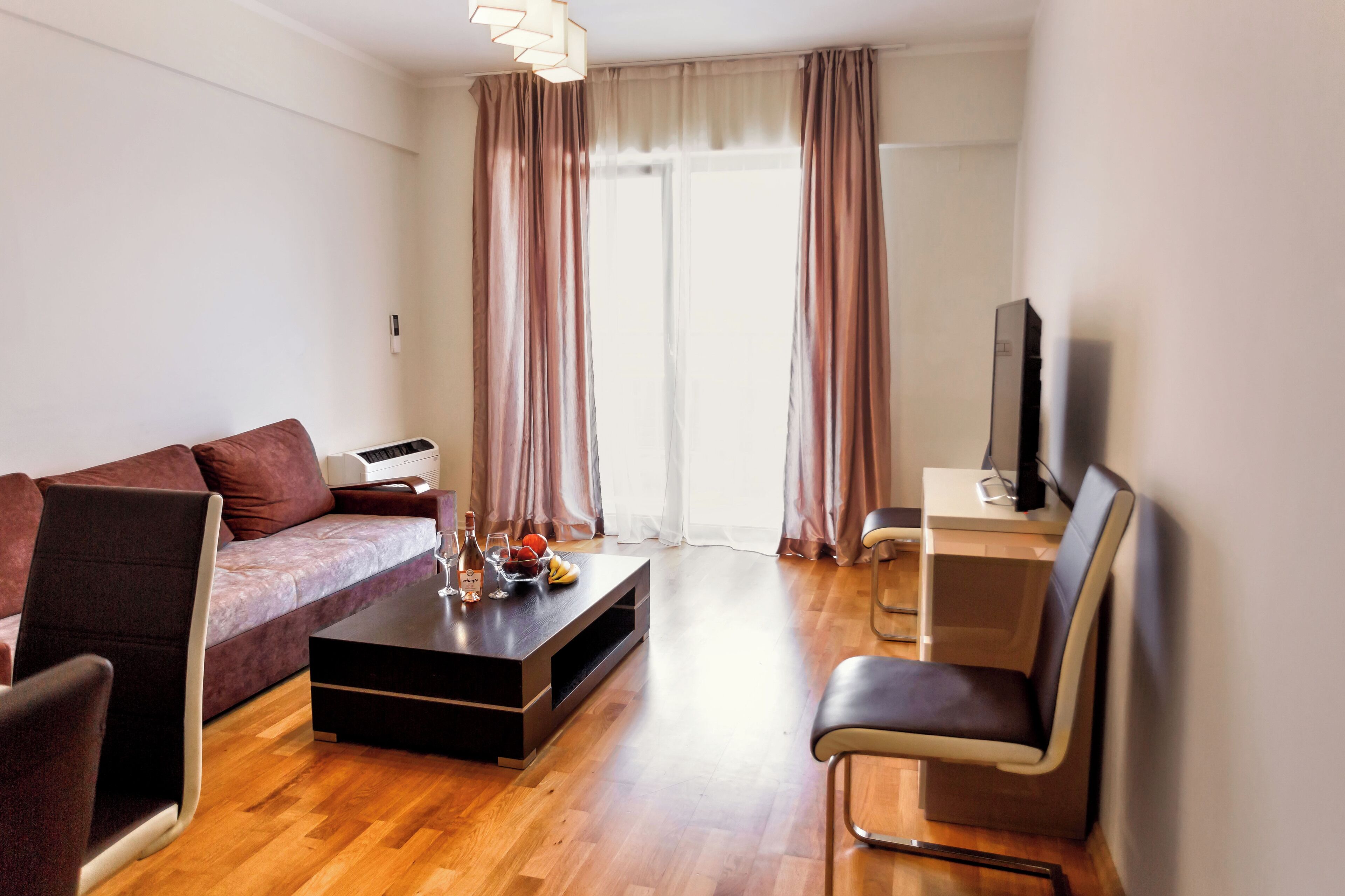 Standard Apartment, 2 Bedrooms, Sea View | Living area