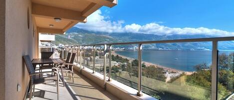 Superior Apartment, 3 Bedrooms, Sea View | View from room
