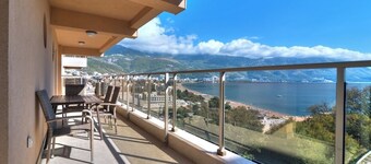 Sea View Apartments MonteBook