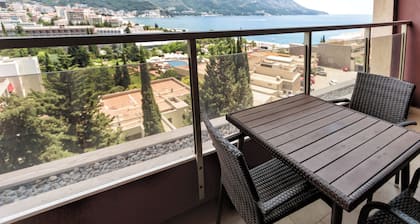 Sea View Apartments MonteBook