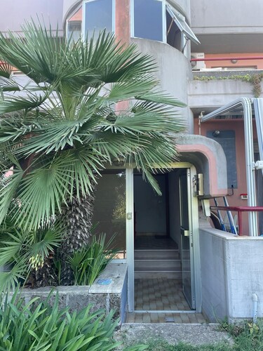 Apartment with all amenities 50 meters from the sea. Breathtaking view