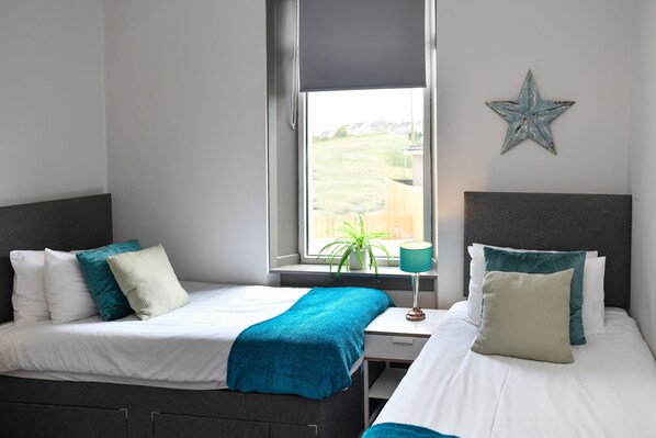 4 bedrooms, iron/ironing board, free WiFi, bed sheets