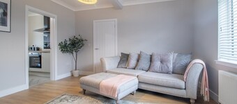 Spacious 3-Bed Home in Airdrie