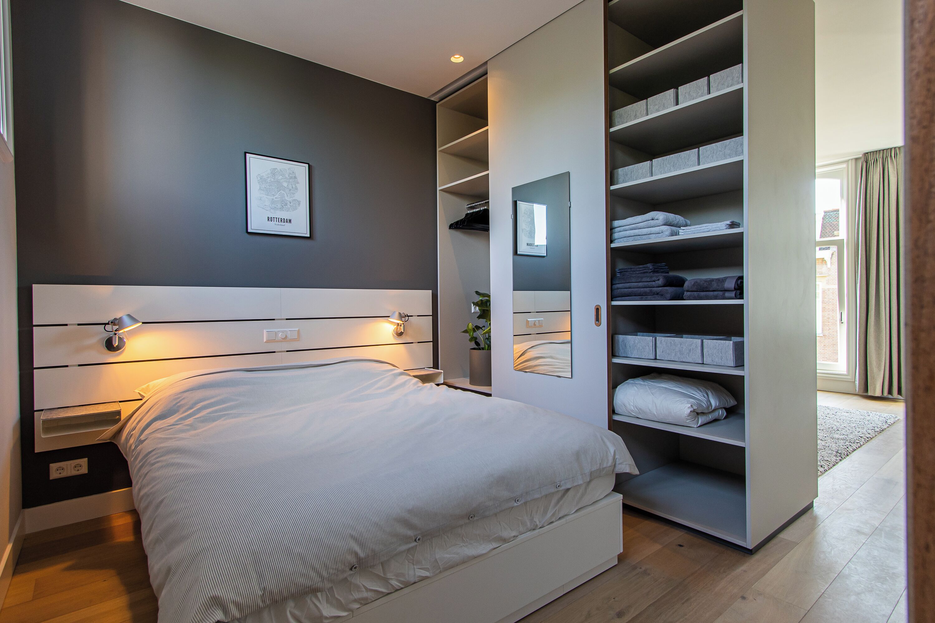 Apartament, vistes a la ciutat (Darling City Apartment) | 1 dormitori, cortines opaques i planxa i posts de planxar 