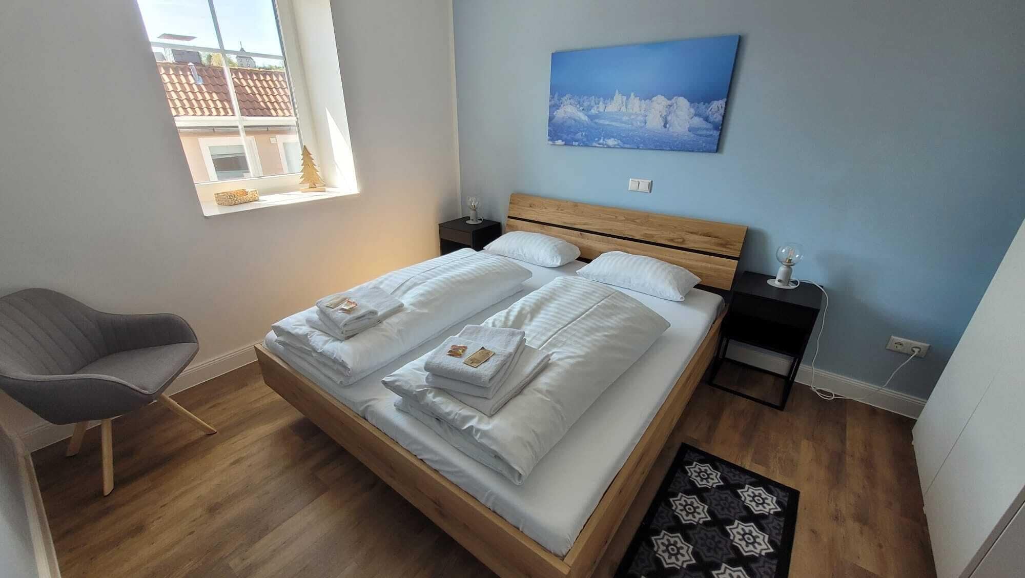 3 bedrooms, iron/ironing board, travel crib, free WiFi