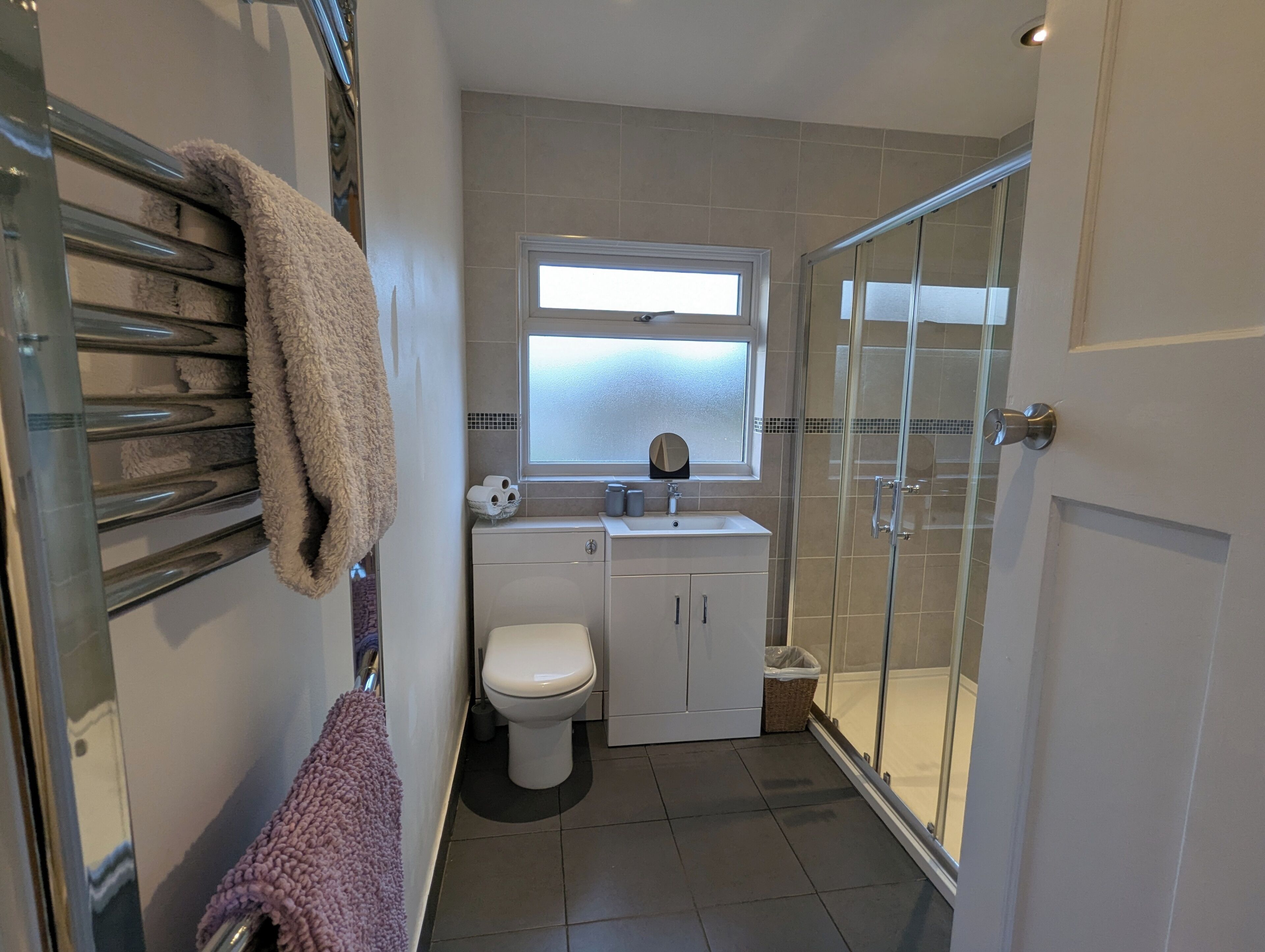 House | Bathroom | Shower, hair dryer, towels