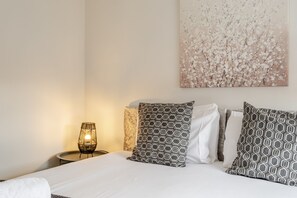 4 sovrum, strykjärn/strykbräda, gratis wi-fi och sängkläder