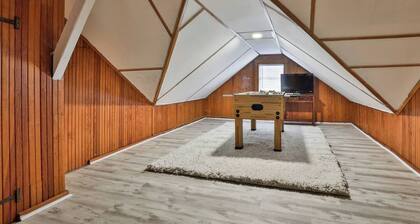 Tuscan Village Charming Home Steps From it All