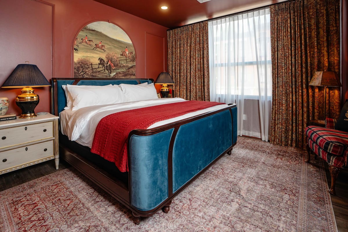 Superior Single Room, City View | 1 bedroom, blackout drapes, iron/ironing board, free WiFi