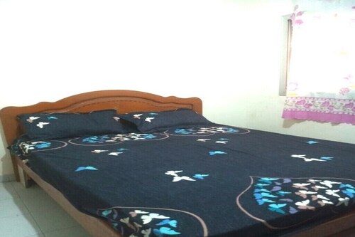Charming bed & breakfast in fabulous Keur Massar with WiFi