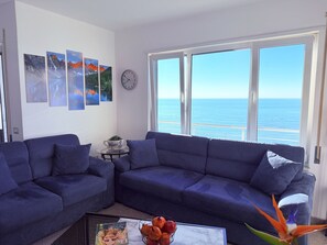 TV - Home Sweet Home by the Sea 060 (Durres)