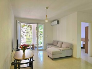 TV - Bright Beachside 1-Bedroom Apartment (Durres)