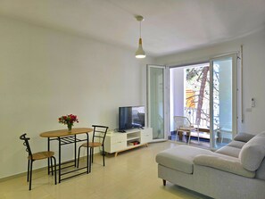 TV - Bright Beachside 1-Bedroom Apartment (Durres)