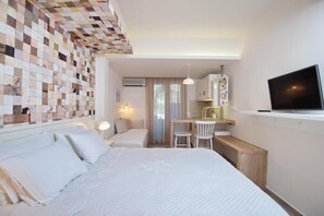 Deluxe Studio, Harbor View | In-room safe, desk, laptop workspace, blackout drapes - Liadromia Hotel (Alonissos)